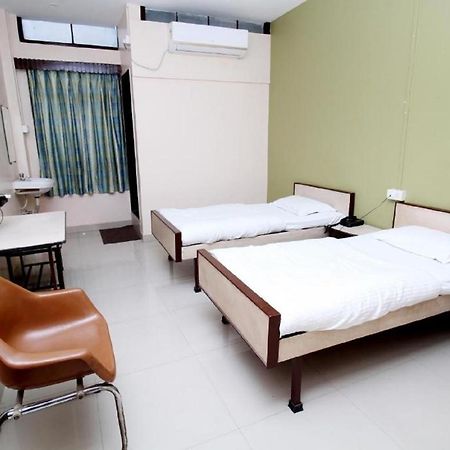 Hotel Gomatgiri Aurangabad  Eksteriør bilde