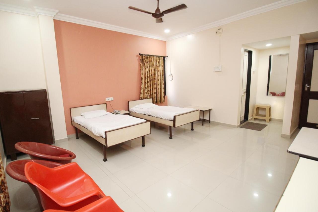 Hotel Gomatgiri Aurangabad  Eksteriør bilde