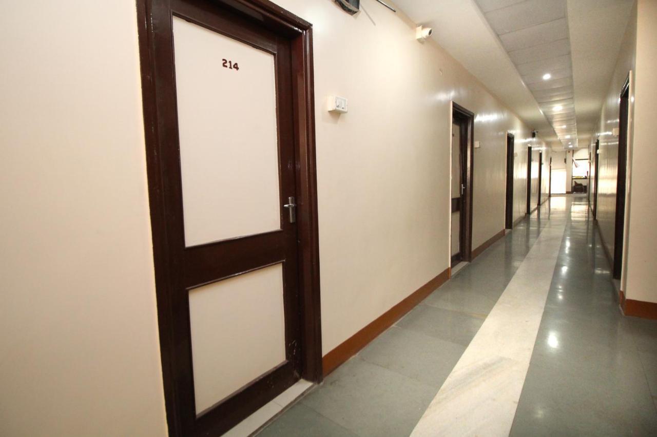 Hotel Gomatgiri Aurangabad  Eksteriør bilde