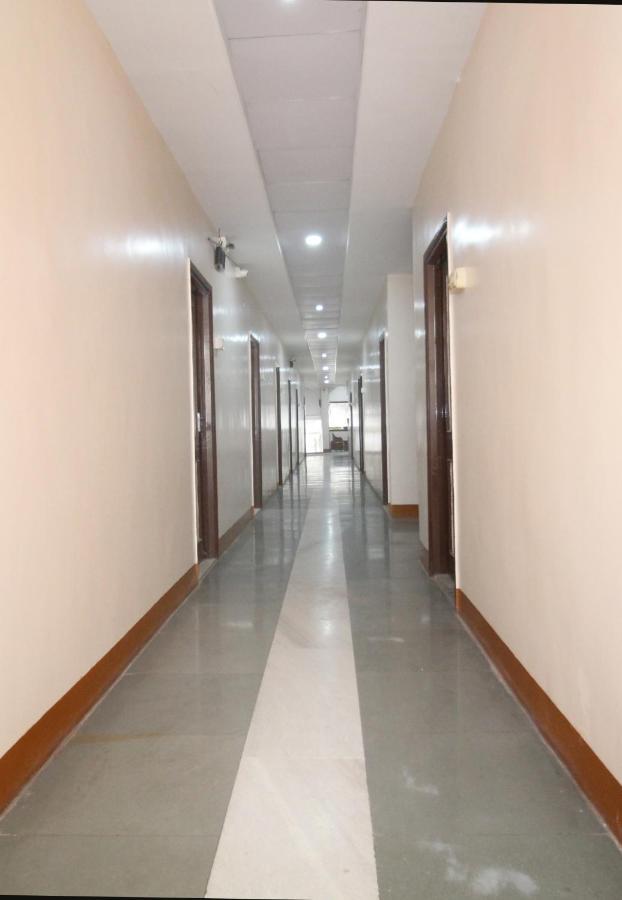 Hotel Gomatgiri Aurangabad  Eksteriør bilde